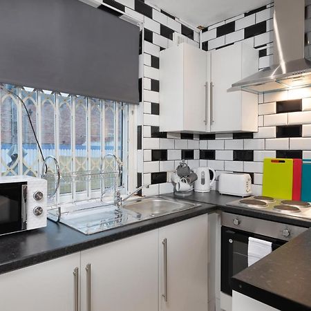 Central Roof Terrace Apartment Stockton-on-Tees Extérieur photo